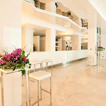 Hotell Excelsior 4*